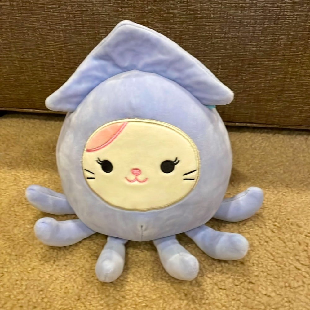 Squishmallows - Karina Cat in Squid Costume
